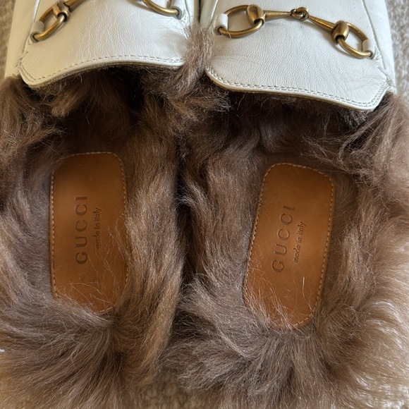 Gucci Princetown Mule w/ Fur - Picture 4 of 6
